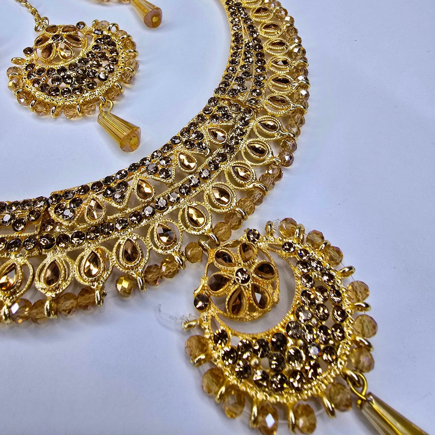 Traditional Bridal Jewelry Set